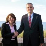 Ein erfolgreiches Team: Innenminister Andreas Breitner mit Hatice Kara