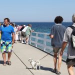 Alle in Shirt und Shorts: ganz plötzlich kam der Sommer