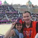 Mitten im olympischen Geschehen: Leticia in London mit Stadion-Helfer