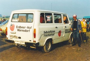 Erfolg mit der Direktvermarktung: Erdbeer-Transport im Jahre 1988