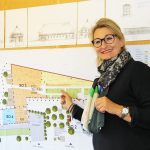 So wird gebaut: Auf 4000 qm entsteht Karls Erlebnis-Dorf in Warnsdorf. Ulrike Dahl freut sich wie alle Stammgäste auf die Neueröffnung im Mai 2014.