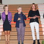 Künstler im A-Rosa: Roland Peeters, Enke-Cäcilie Jansson, Ninette Mathiessen, Claudia Küster und Hoteldirektor Thomas Lenz begrüßen die Vernissage-Gäste