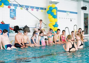 Für die Kids ist das Niendorfer Schwimmbad eine sichere und wetterunabhängige Alternative zu Ostsee.