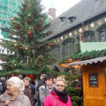 Weihnachtsmarkt am Rathaus: Beliebter Treffpunkt im Zentrum für Jung und Alt.
