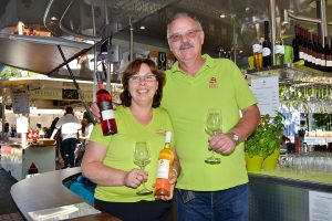 Das Weingut Berg stellt neue Kreationen vor (Foto: Katrin Gehrke)