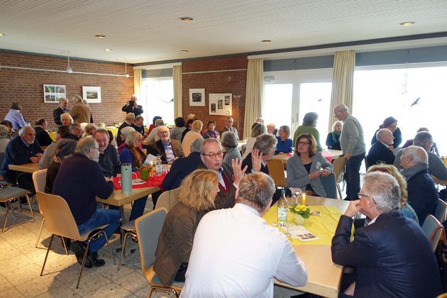 Volles Haus beim Neujahrsbrunch in Klingberg