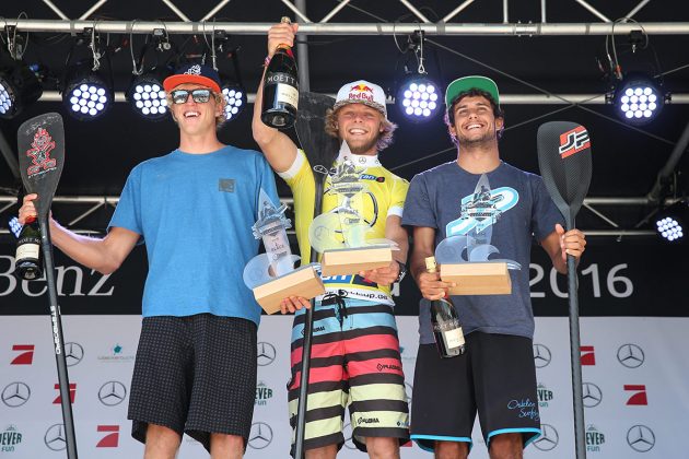 Die SUP-Sieger von 2016 in Scharbeutz (© Hoch Zwei)