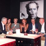 Prominenz bei Jack Nicholson: Kreispräsident Ulrich Rüder (links) und Bürgermeister Volker Owerien (2. v.re) zählten zu den Eröffnungsgästen im Bay’s