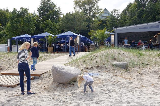 Paradiesisch auch für Kinder: direkt am Strand gibt es viele Gelegenheiten, gefahrlos zu spielen und den Tag zu genießen