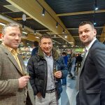 Aus dem benachbarten Travemünde sind die Brüder Martin und Christian Lohff (v.l.) zur Eröffnung gekommen