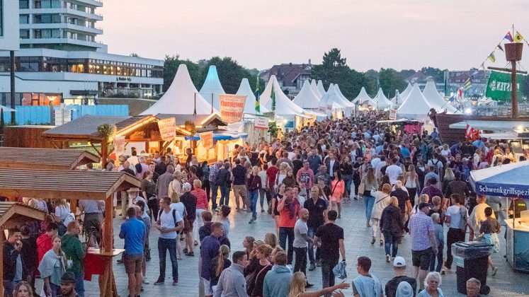 Bei schönstem Wetter feiert die Travemünder Woche ein tolles erstes Wochenende in entspannter Atmosphäre. Fotos: segel-bilder.de