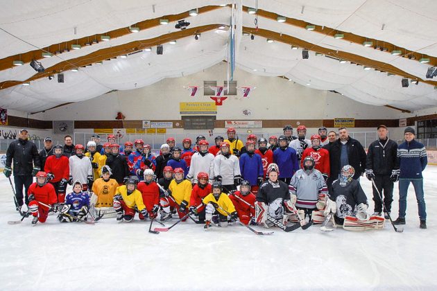 Für die Eishockey-Kids ist die Eishalle wichtigster Treffpunkt für einen gut aufgestellten Freizeit-Sport