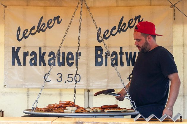 Wurst vom Grill oder süße Sachen: alles ist da, für jeden Geschmack