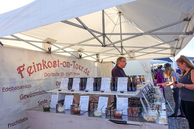 Köstliche Würze für Genießer: "Feinkost-on-Tour" im Niendorfer Hafen