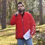 Der Timmendorfer Eishockeyfan Steven Fiavoranti hat die Demonstration initiiert. Jetzt werden Unterschriften für ein neues Bürgerbegehren gesammelt. © Susanne Dittmann