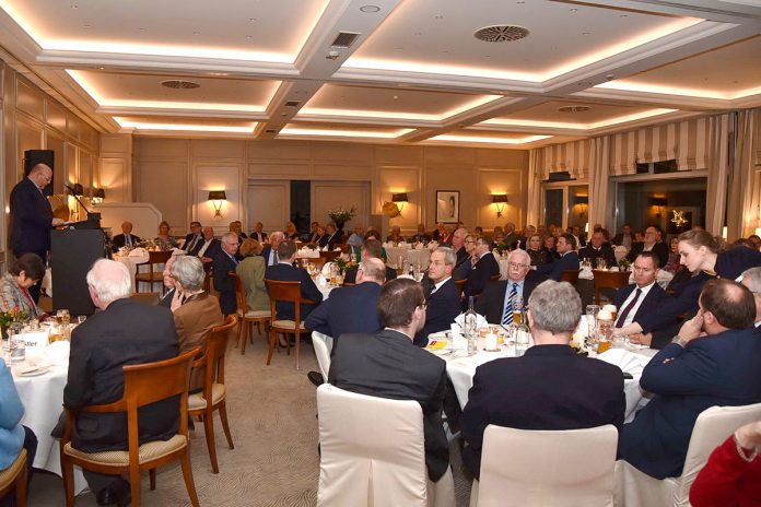 Beim traditionellen Dreikönigstreffen der FDP trafen sich am 6. Januar Persönlichkeiten aus Politik und Wirtschaft zum Grünkohlessen im Hotel Seeschlösschen. Foto: Susanne Dittmann