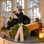 Gabriele Pott am Klavier und Joachim Pfeiffer mit Trompete: stimmungsvolle Musik bei der Abschiedsfeier. © Susanne Dittmann