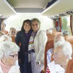 Alle auf großer Fahrt - in der Mitte Hatice Kara (damals Bürgermeisterin) und Helga Schütt