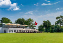 Mit Blick auf den Hemmelsdorfer See: Feine Snacks und Menüs im TeeTime Traumhafte Lage, leckere Speisen: auf dem Maritim Golfpark in Warnsdorf lädt das Restaurant Tee-Time zum Genießen ein.