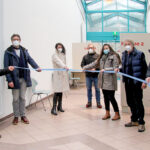 Gute Aktion zur richtigen Zeit: Die Bürgermeister und Touristiker von Timmendorfer Strand und Scharbeutz weihen das Corona-Testzentrum ein. Foto:&nbsp;TSNT