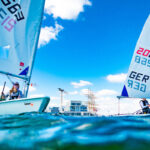 Regatta Laser-Radial-large bei strahlendem Sonnenschein vor Travemündes Küste © segel-bilder.de
