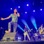 Riesen-Applaus für Ben Zucker. Der bekannte Sänger ist jetzt Wahl-Timmendorfer und brachte diesmal auch seine Schwester mit auf die Bühne. ©&nbsp;TSNT