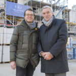 Senior Henning Salzmann und sein Sohn von der LBI haben die Anlage geplant und nach einigen Schwierigkeiten umgesetzt