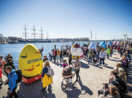 Ostern an der Ostsee: Osterfeuer, Ostereier und sehr viel Meer