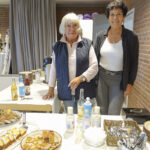 Kaffee und Kuchen gibt’s gleich nach dem Hereinkommen - alles hausgebacken und immer sehr schnell vergriffen.