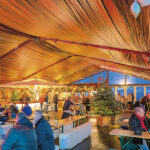 So richtig gemütlich bei Glühwein und Grill-Spezialitäten: Treffpunkt Almhütte