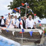 Tradition auf Tour: Aalkönig und Aalprinzessin beim Umzug durch Haffkrug (Foto von 2019)