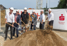 Blumenkoppel-Baugebiet: Erster Spatenstich für neues Wohnglück