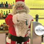 Und Heiligabend kommt auch der Weihnachtsmann zum gemeinsamen Feiern, Klönen und Genießen.